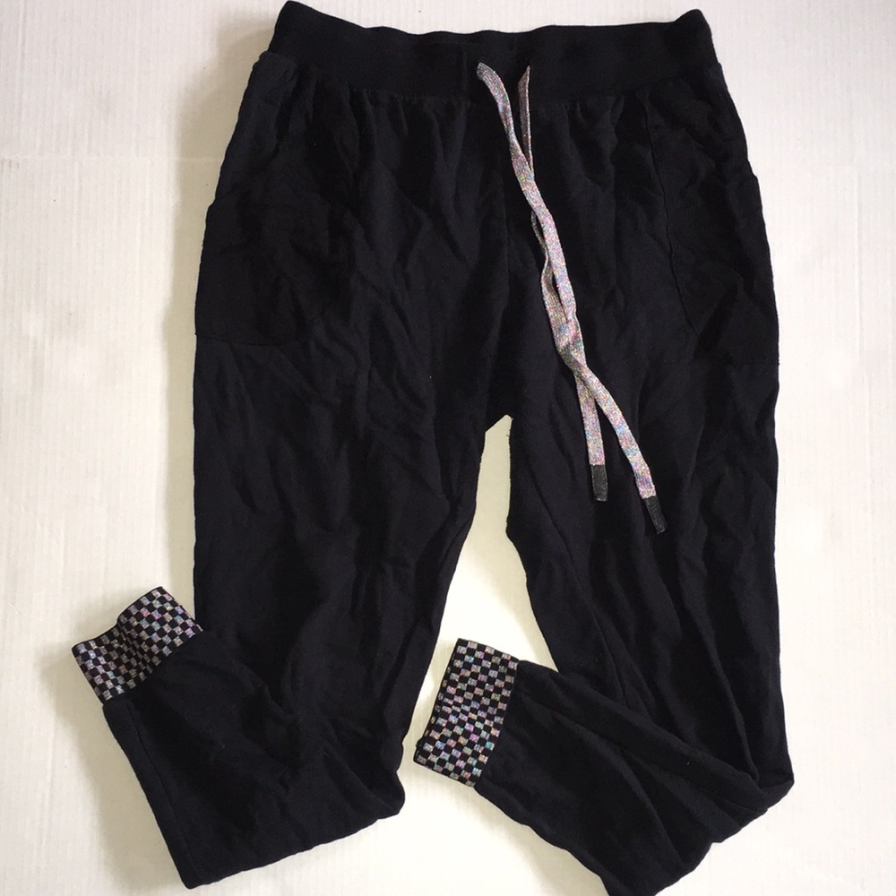 Terez Black Jogger Pants with Printed Cuffs – Size Large
